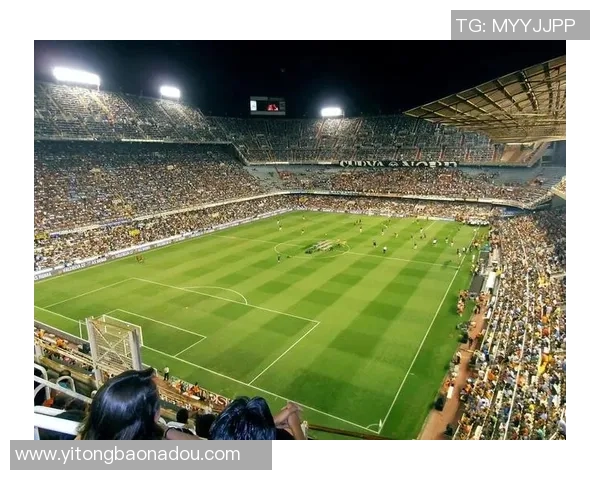 足球花蝴蝶伊基塔的传奇人生与绿茵场上的精彩瞬间回顾